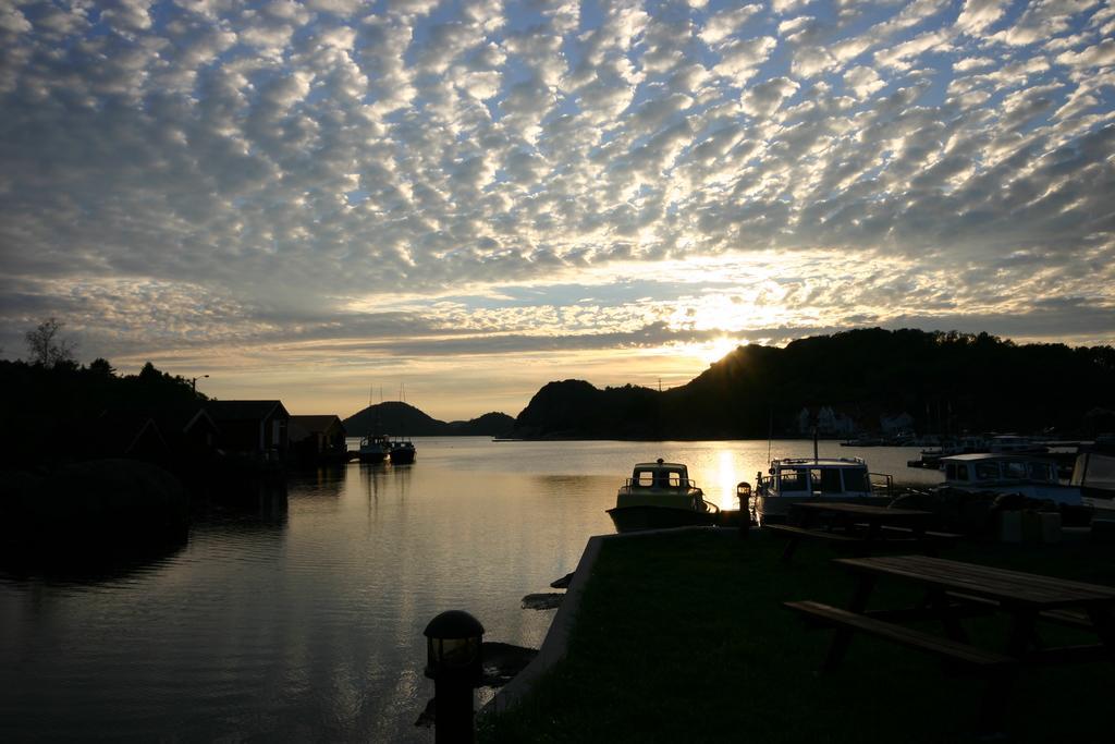 Hotel Bjornevag Ferie Farsund Exterior foto