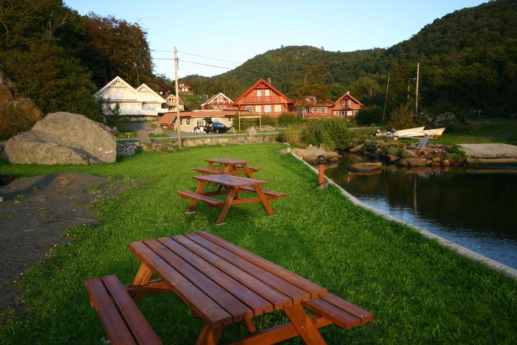 Hotel Bjornevag Ferie Farsund Exterior foto